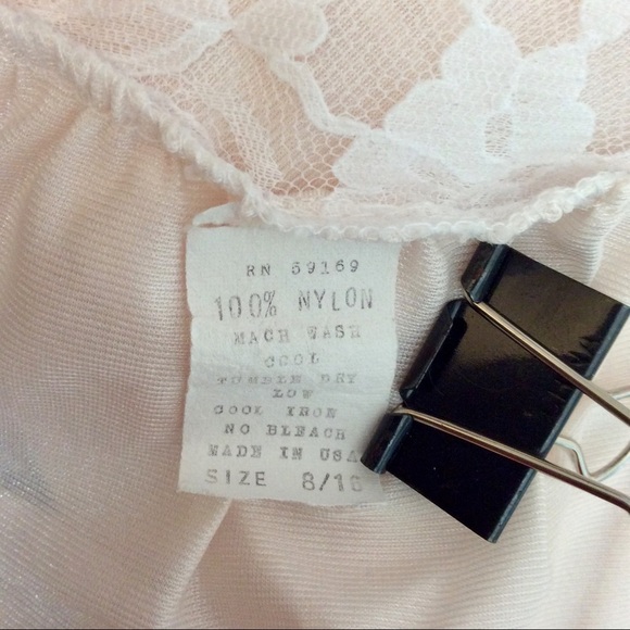 Vintage blush pink housecoat lace tie front. - Picture 8 of 8